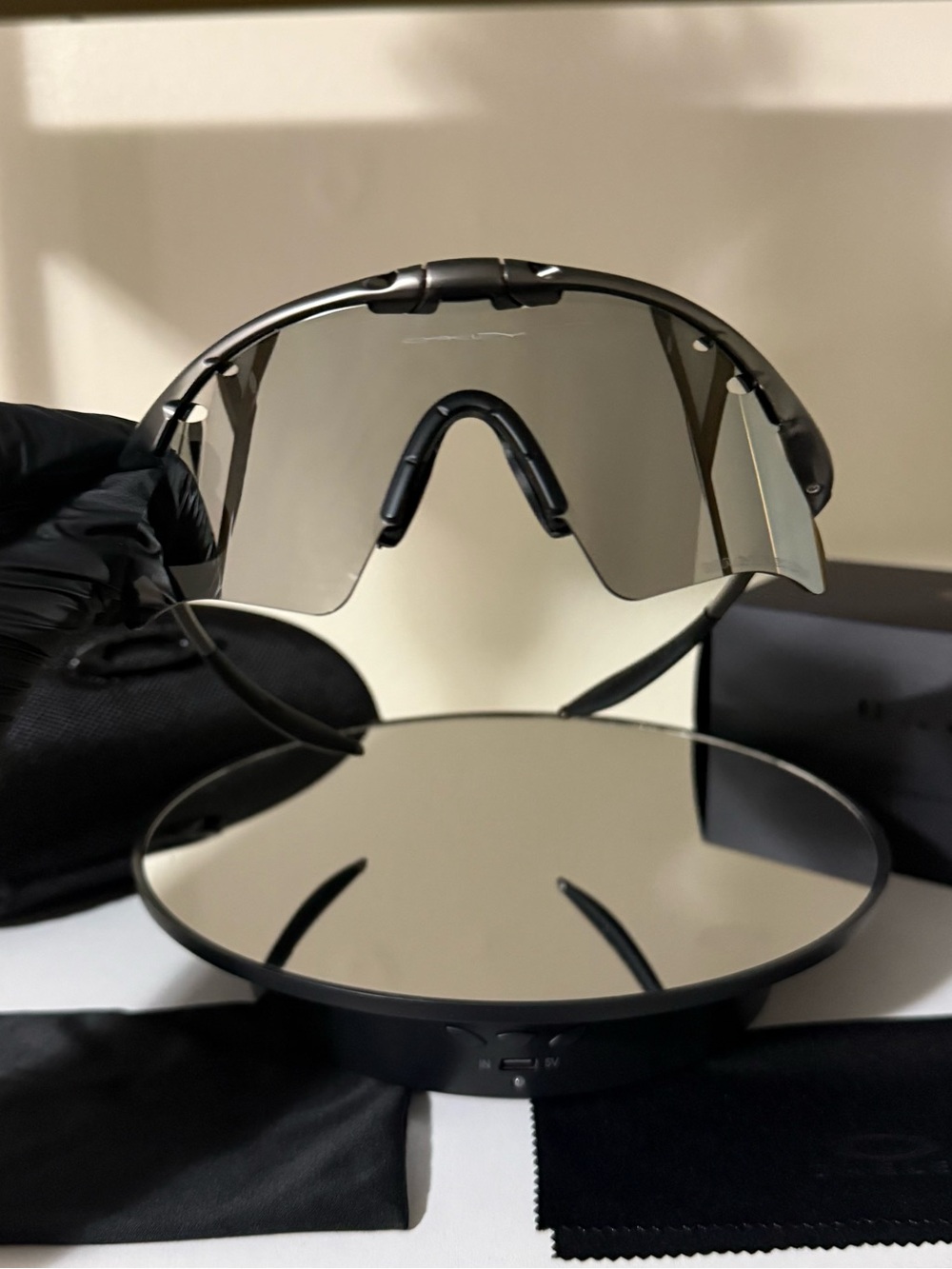 Oakley Shield Sunglasses Black Smoke Lenses